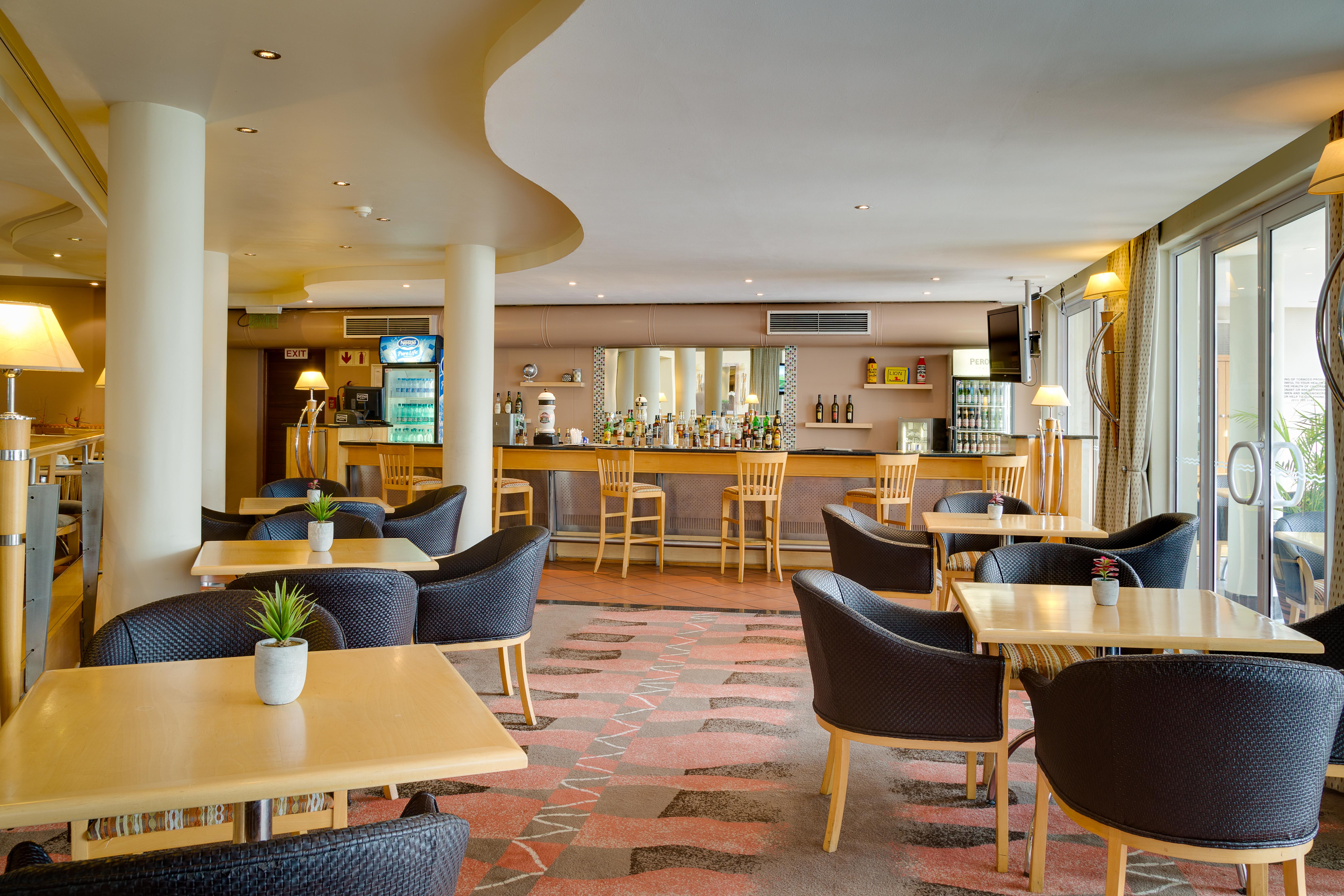 Protea Hotel By Marriott Knysna Quays Экстерьер фото