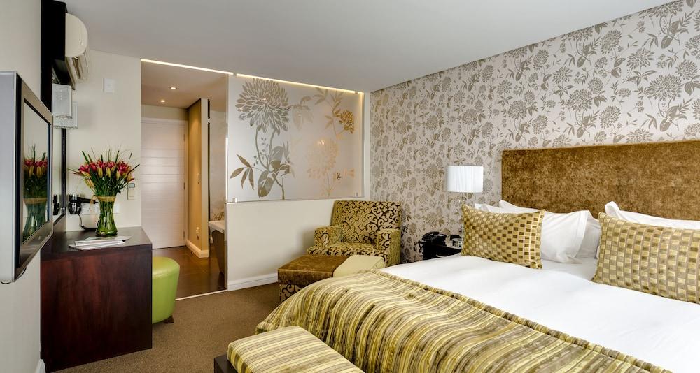 Protea Hotel By Marriott Knysna Quays Экстерьер фото